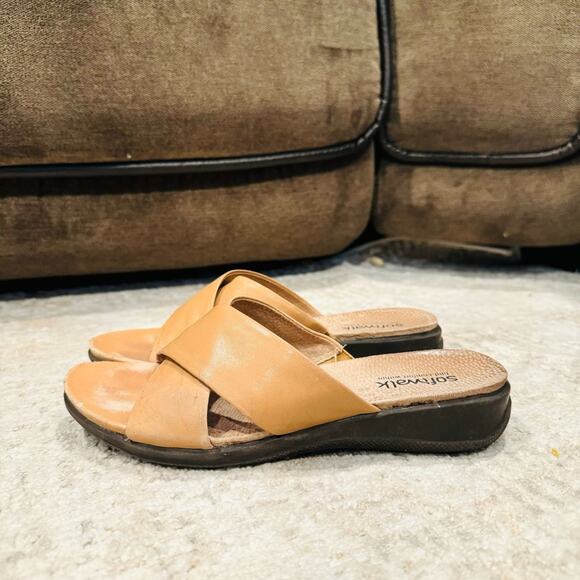 SoftWalk Tillman Tan Leather Cross Strap Slide Sandals woman’s 5.5 - Picture 1 of 10